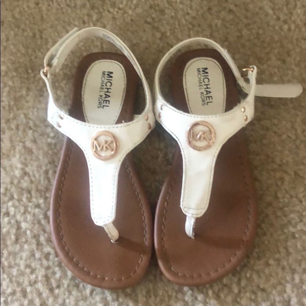 Kids shoes